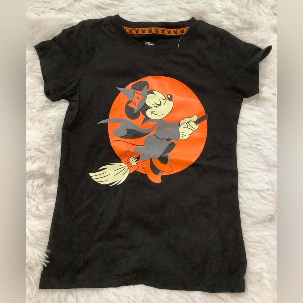 NWT Girl’s size  10/12 Minnie Mouse witch Halloween T-Shirt